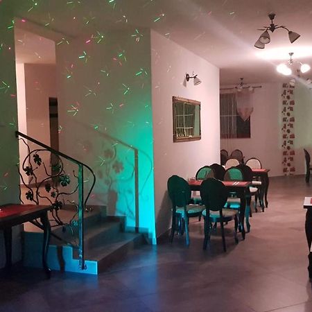 Potok 5 Hotel Zloczew Kültér fotó